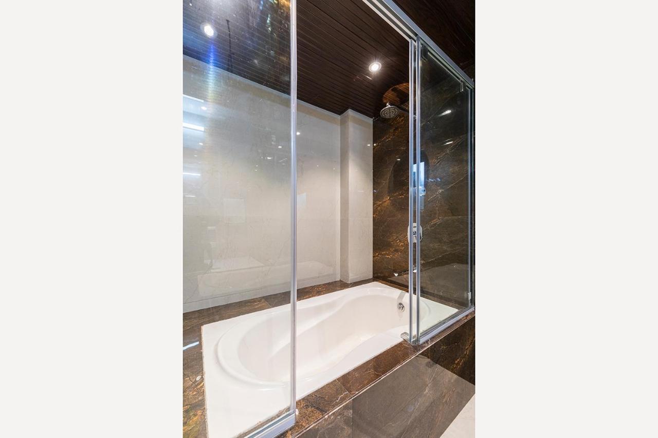 נאווי מומבאי Hotel Seven Oaks מראה חיצוני תמונה